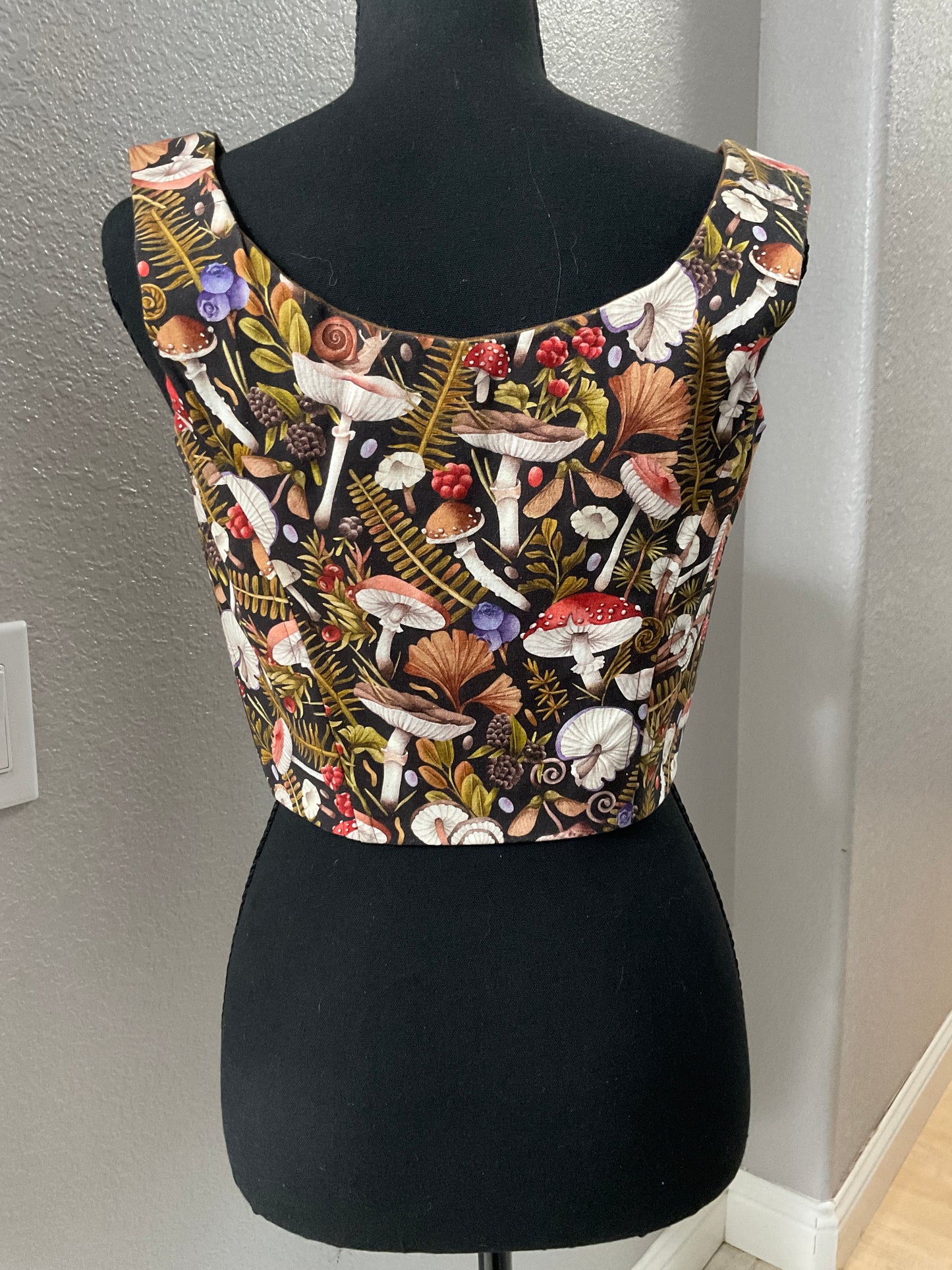 Lace Front Stays in Mushroom Print Size S/M