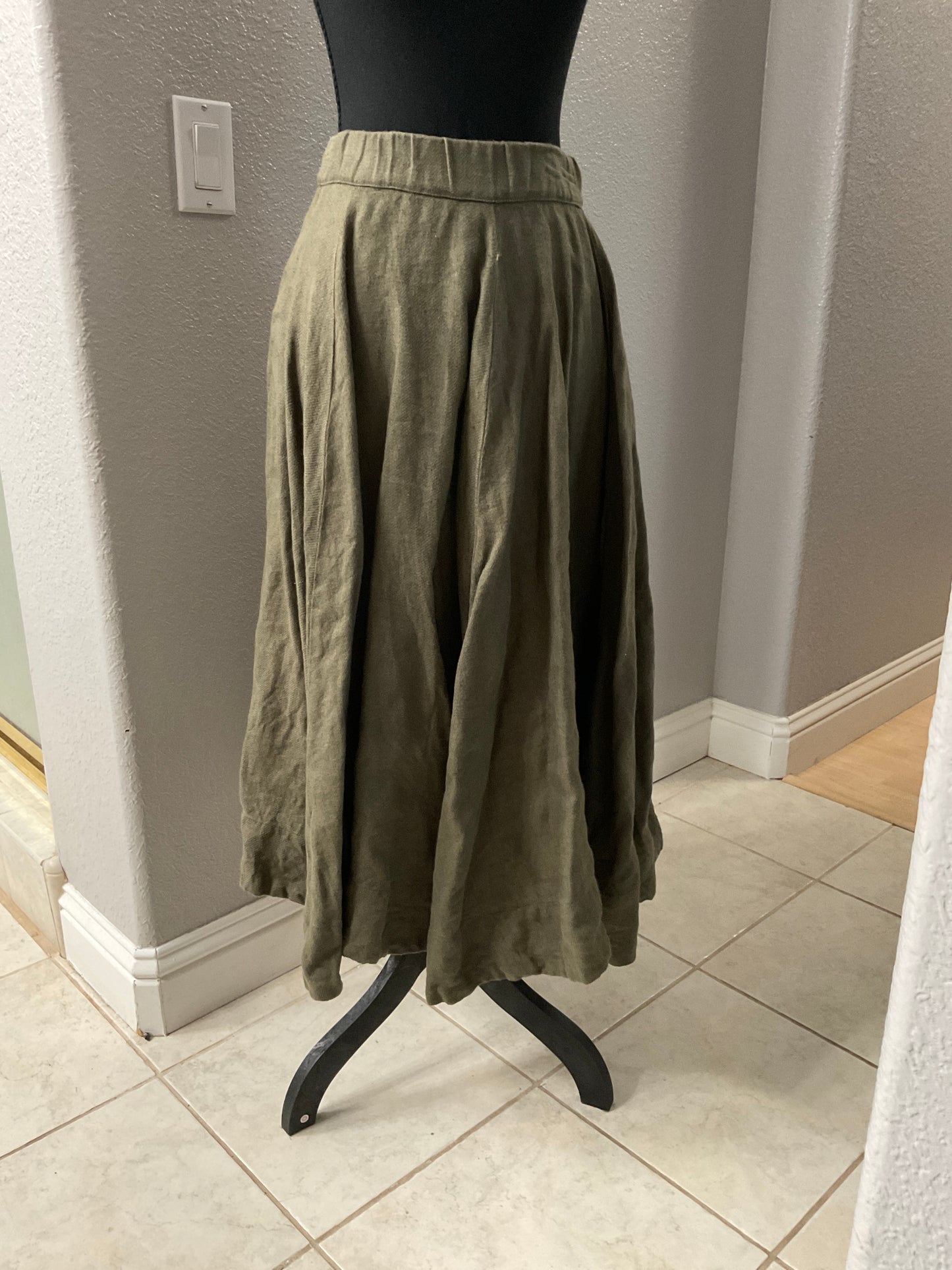Son de Flor Mossy Green Skirt Size S