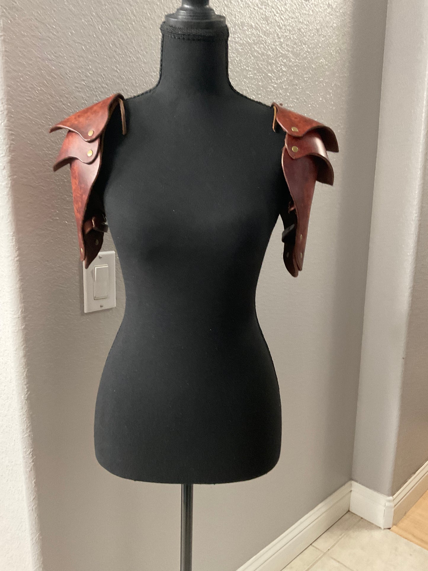 Brown Leather Shoulder Pauldrons