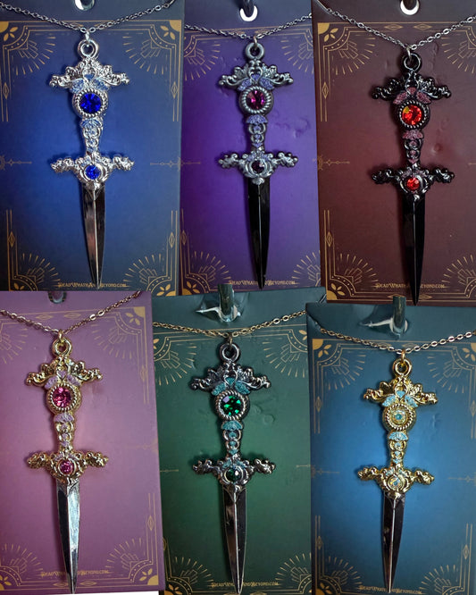 Enchantress 2.5" Necklace