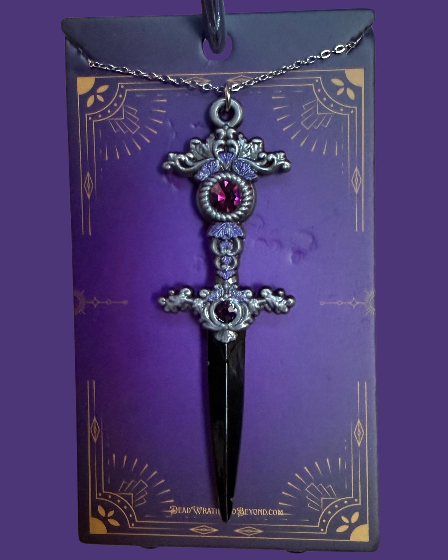 Enchantress 2.5" Necklace