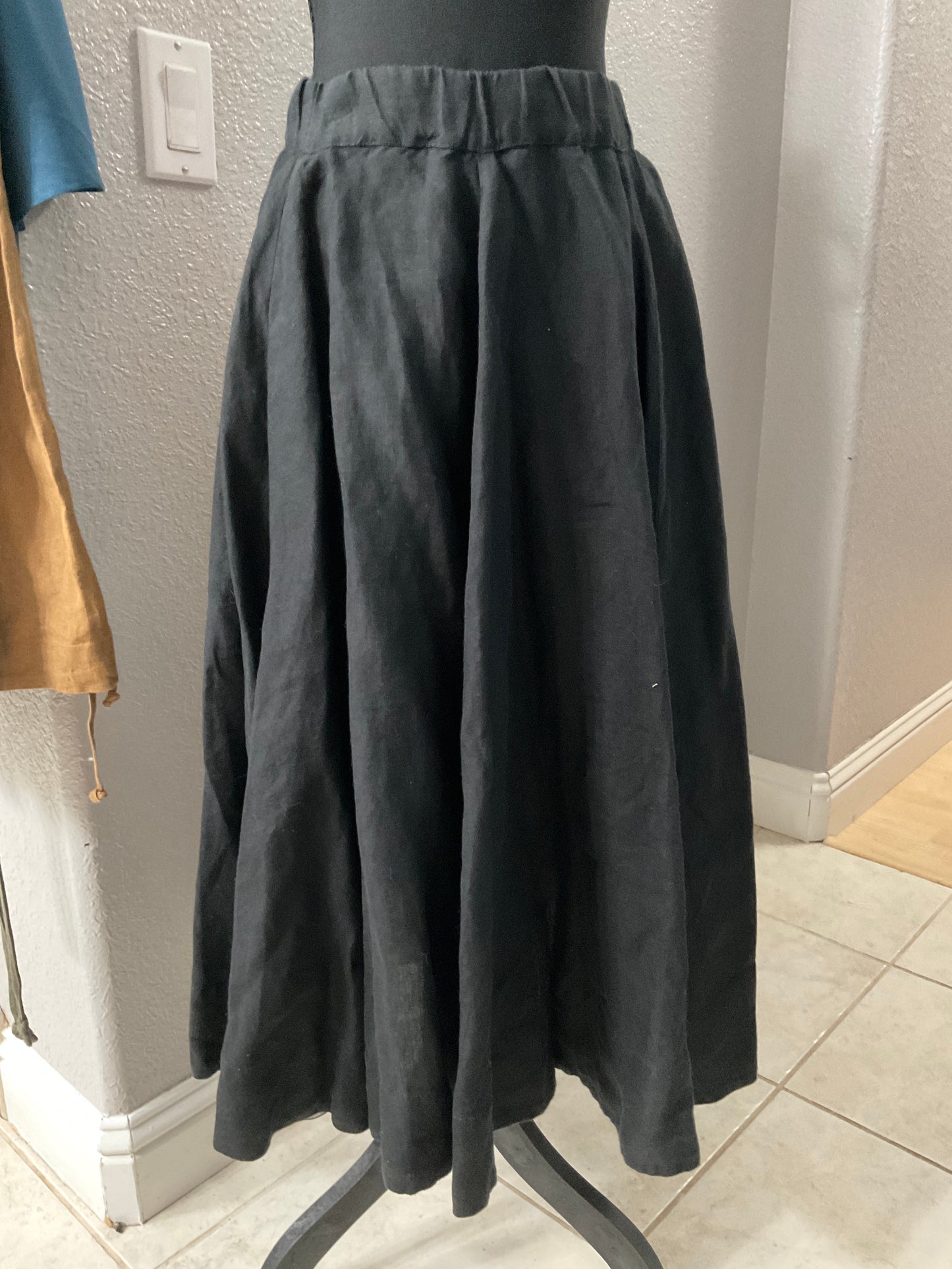 Son de Flor Black Linen Skirt Size S