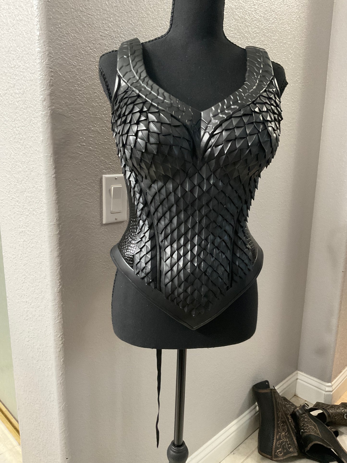 Black Armor Chest Piece Size 36-28-36