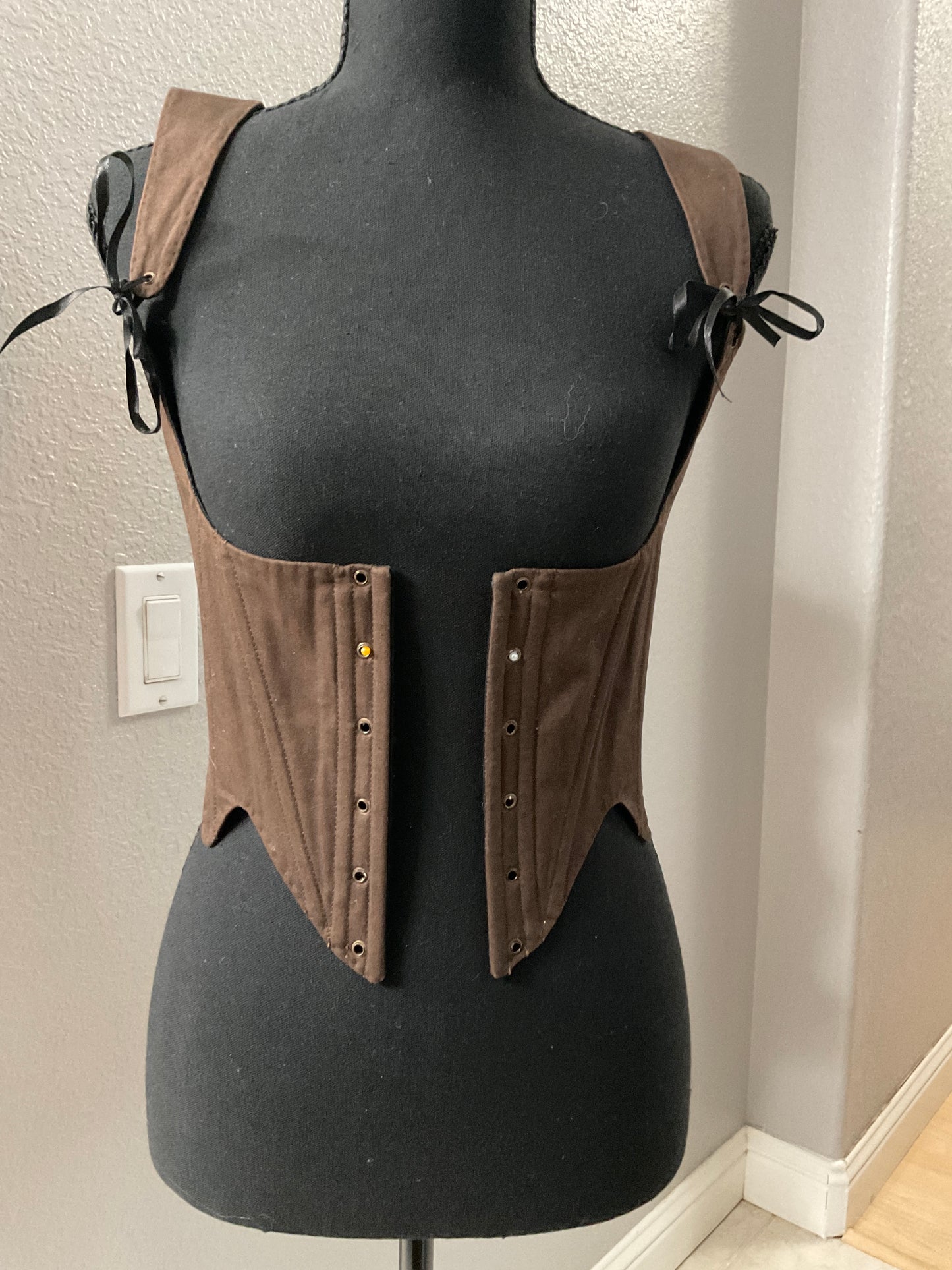 Brown Lace Front Underbust Stays Size S/M
