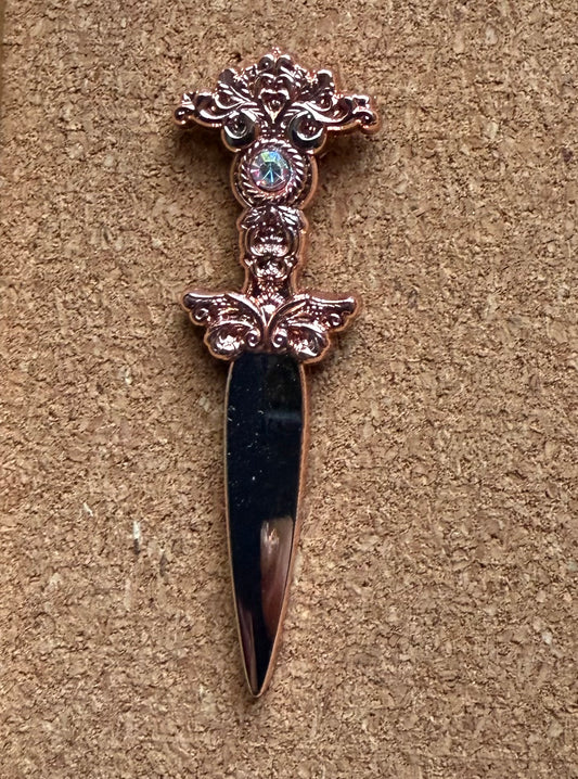 The Sorceress rose gold pin